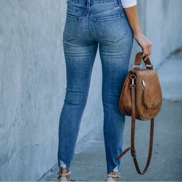 ✨HP✨ KanCan Jeans Size 1 - Picture 2 of 11